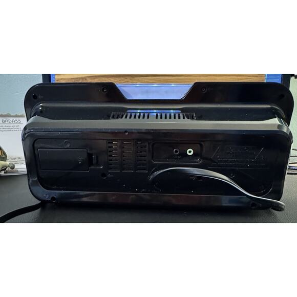 iLive Clock Docking System Speakers iPod Dock IS208B No Remote TESTED WORKING - Picture 7 of 11